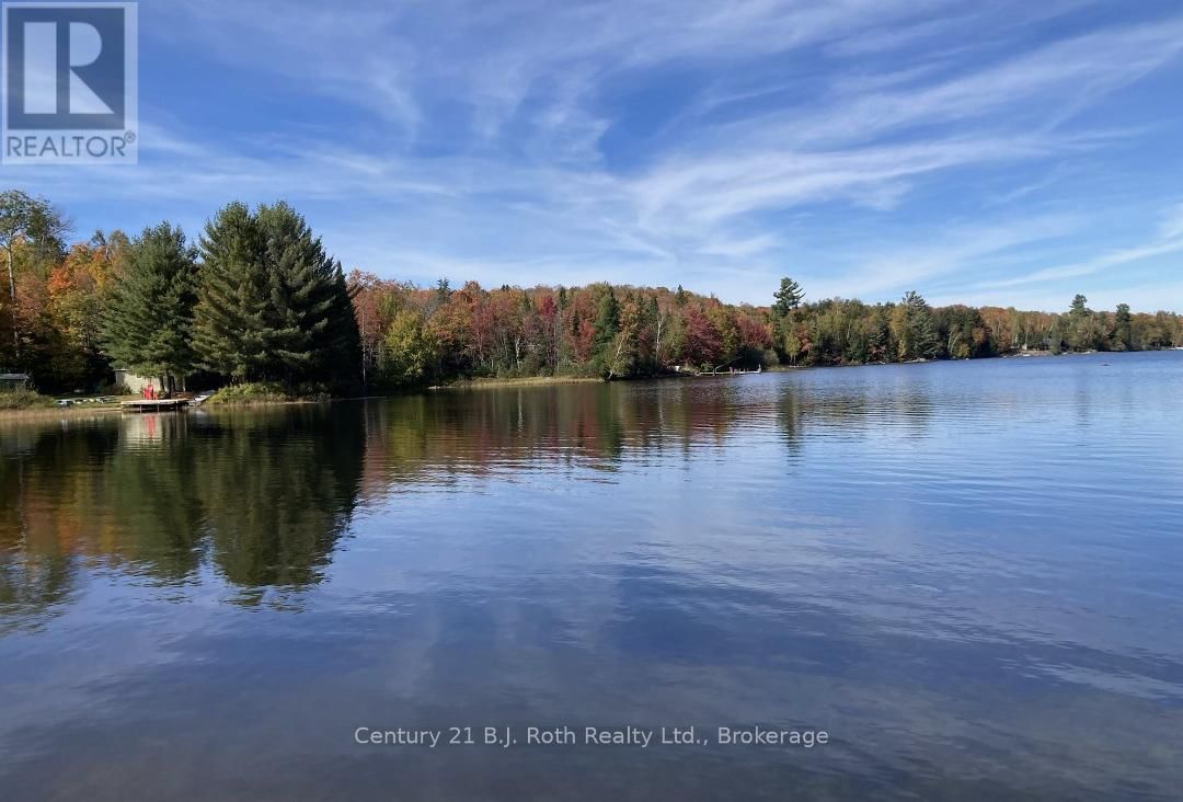 16 MACHAR POINT Image 4