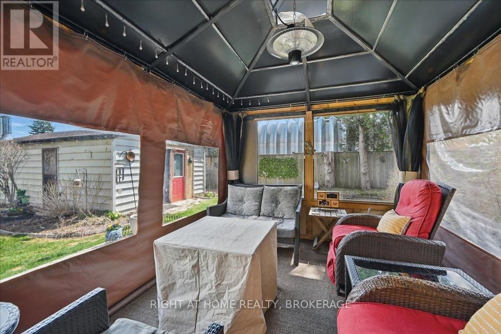 31 TAYLOR CRESCENT Image 34