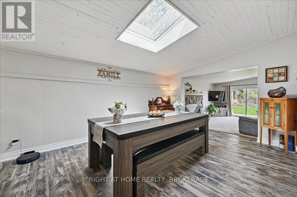 31 TAYLOR CRESCENT Image 5