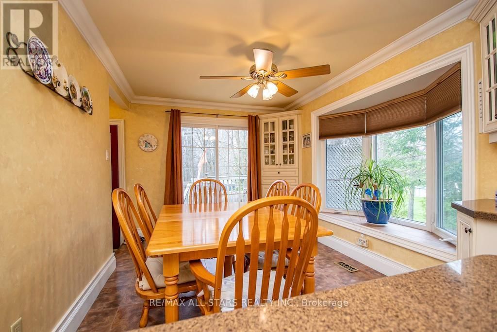 690 POST ROAD Image 15