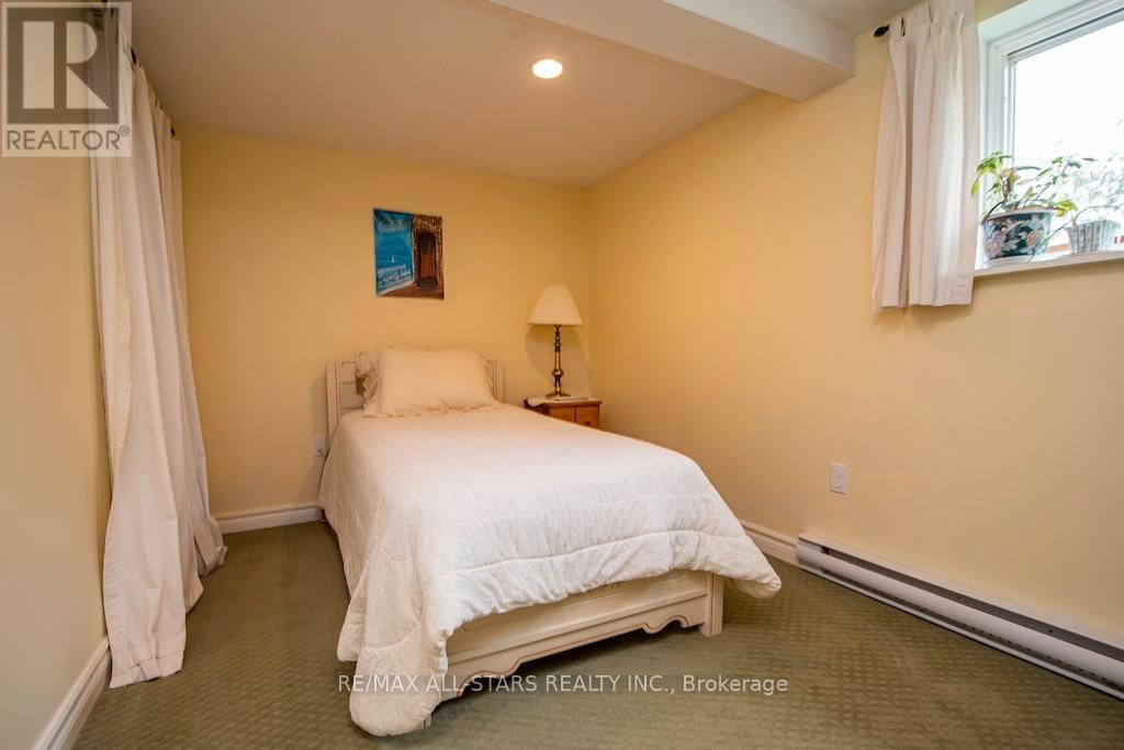 690 POST ROAD Image 29