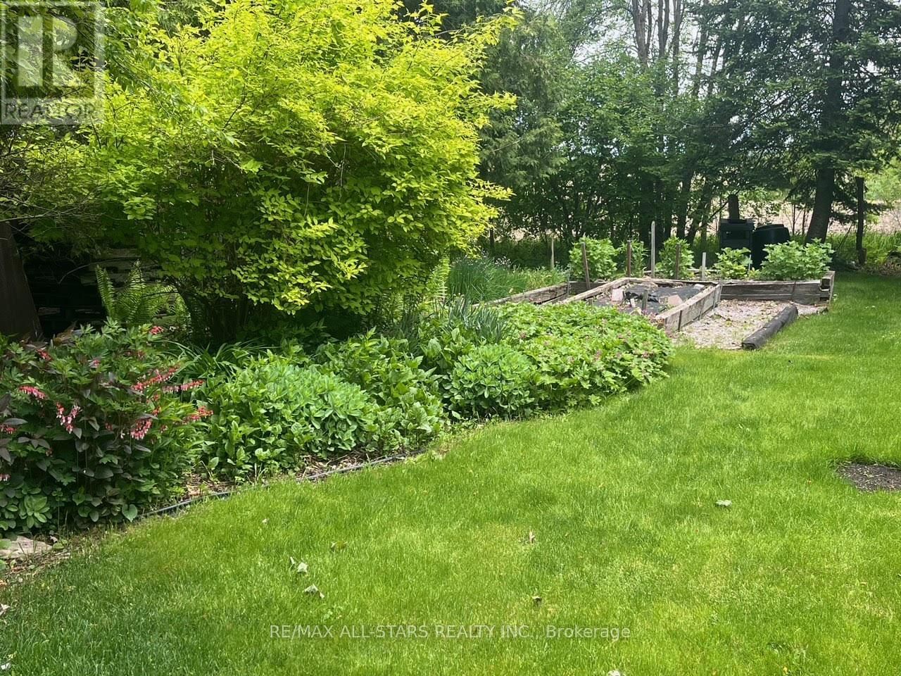 690 POST ROAD Image 39