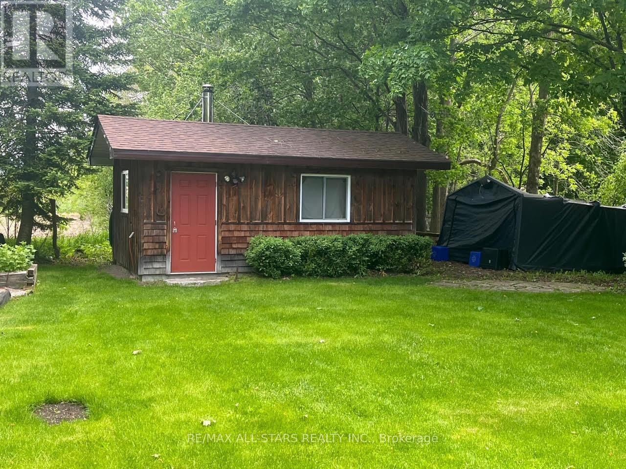 690 POST ROAD Image 40