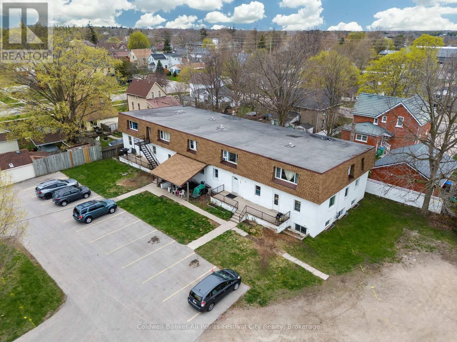 151 BRUCE STREET EAST Image 13