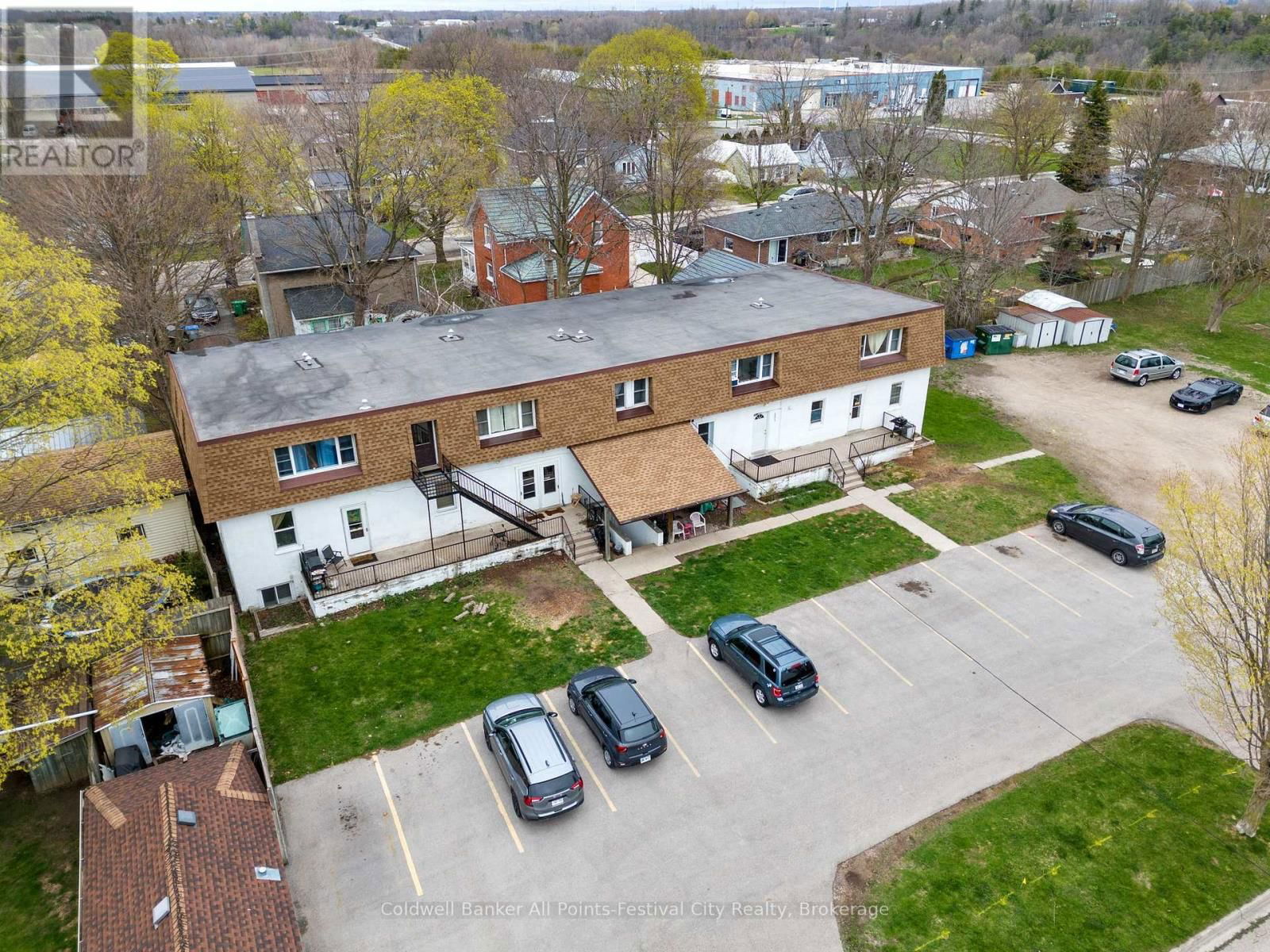 151 BRUCE STREET EAST Image 14