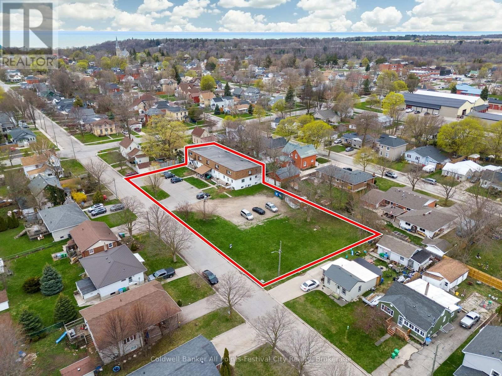 151 BRUCE STREET EAST Image 3