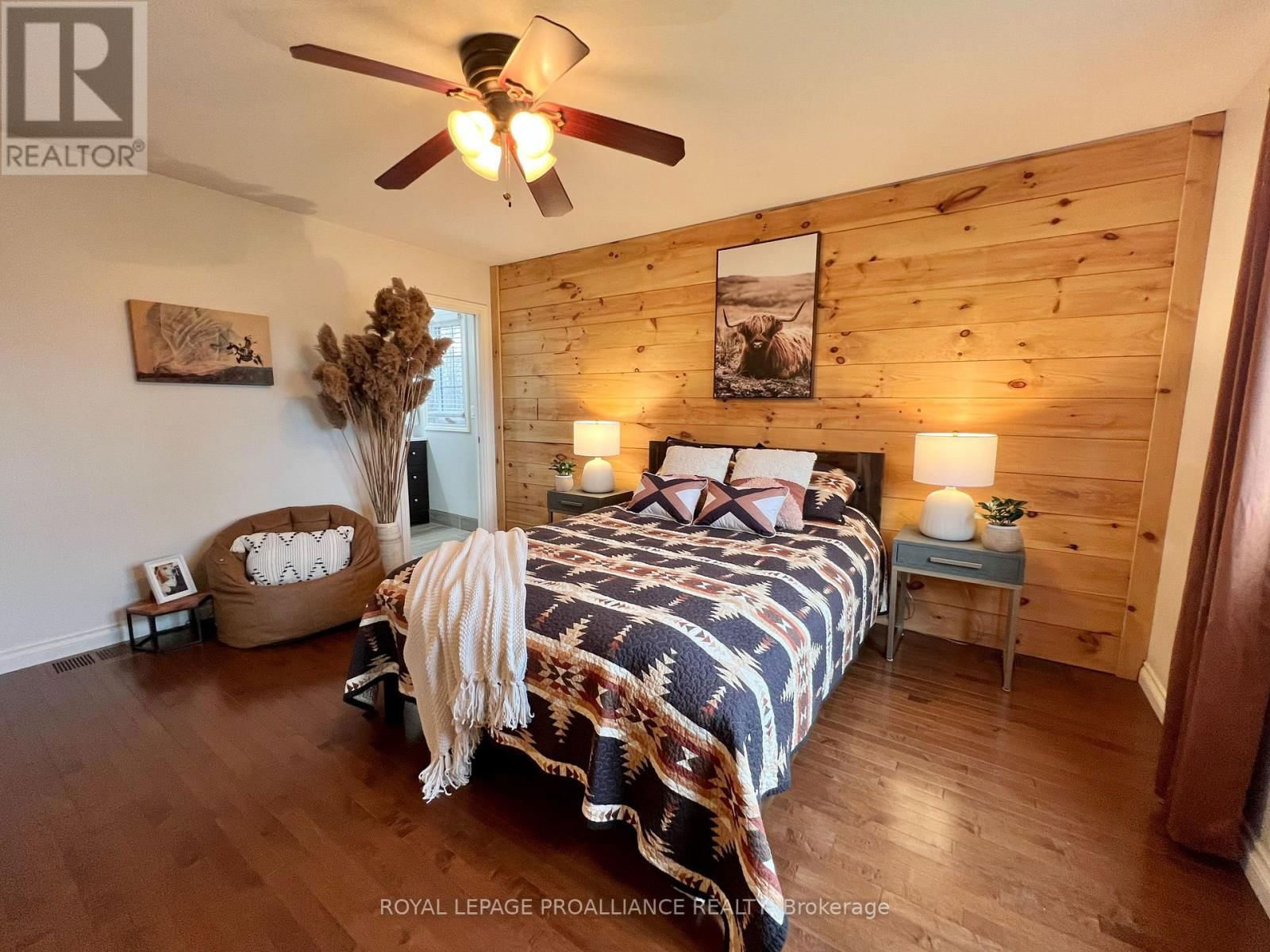 1575 CROOKSTON ROAD Image 13