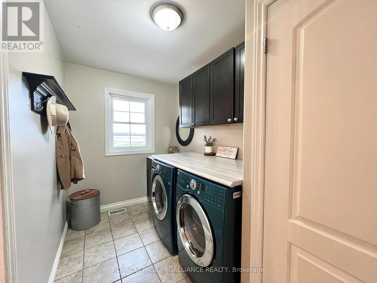 1575 CROOKSTON ROAD Image 18