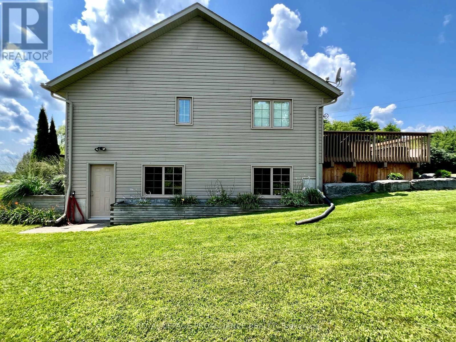 1575 CROOKSTON ROAD Image 27