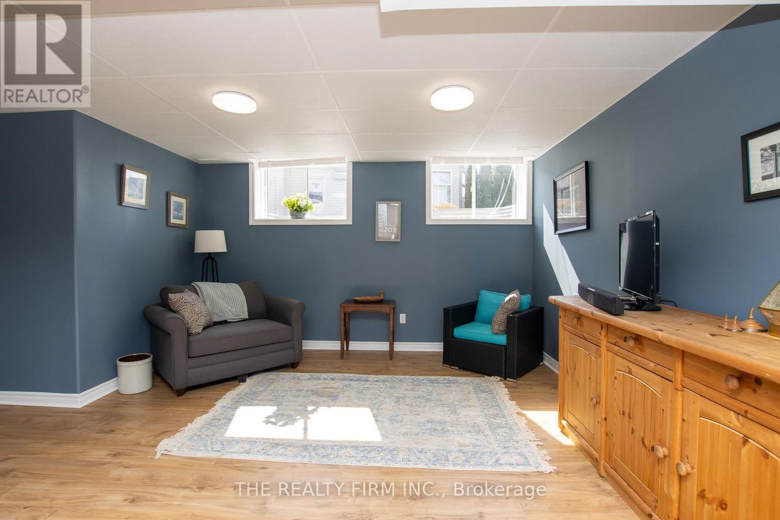 3 RODERICK COURT Image 25