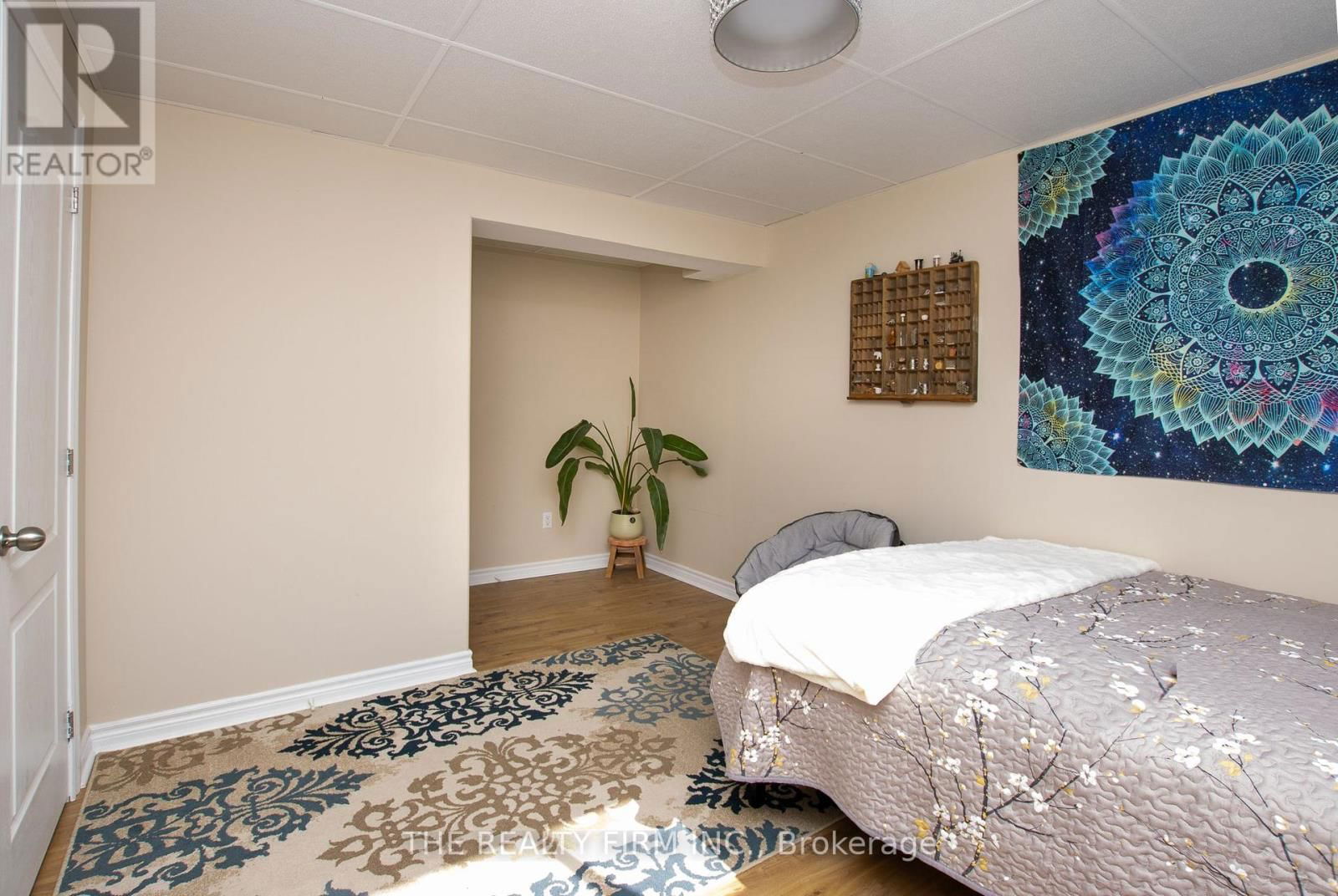 3 RODERICK COURT Image 29
