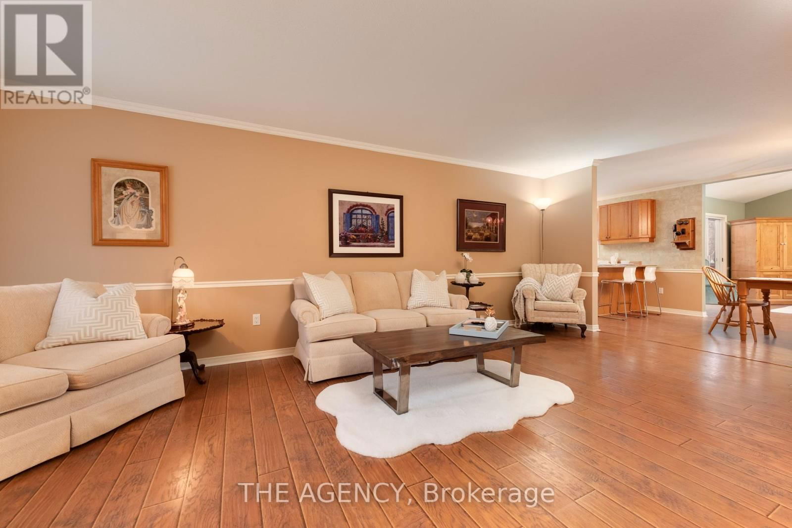 5 SPRINGWOOD CRESCENT Image 3