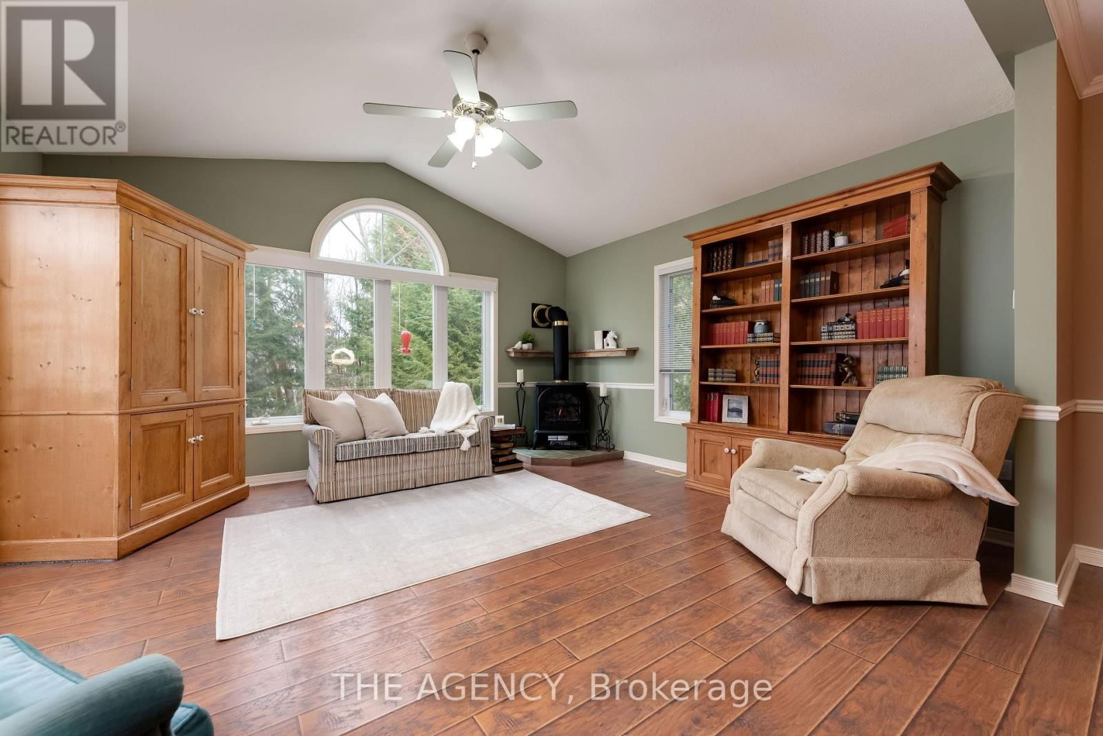 5 SPRINGWOOD CRESCENT Image 5
