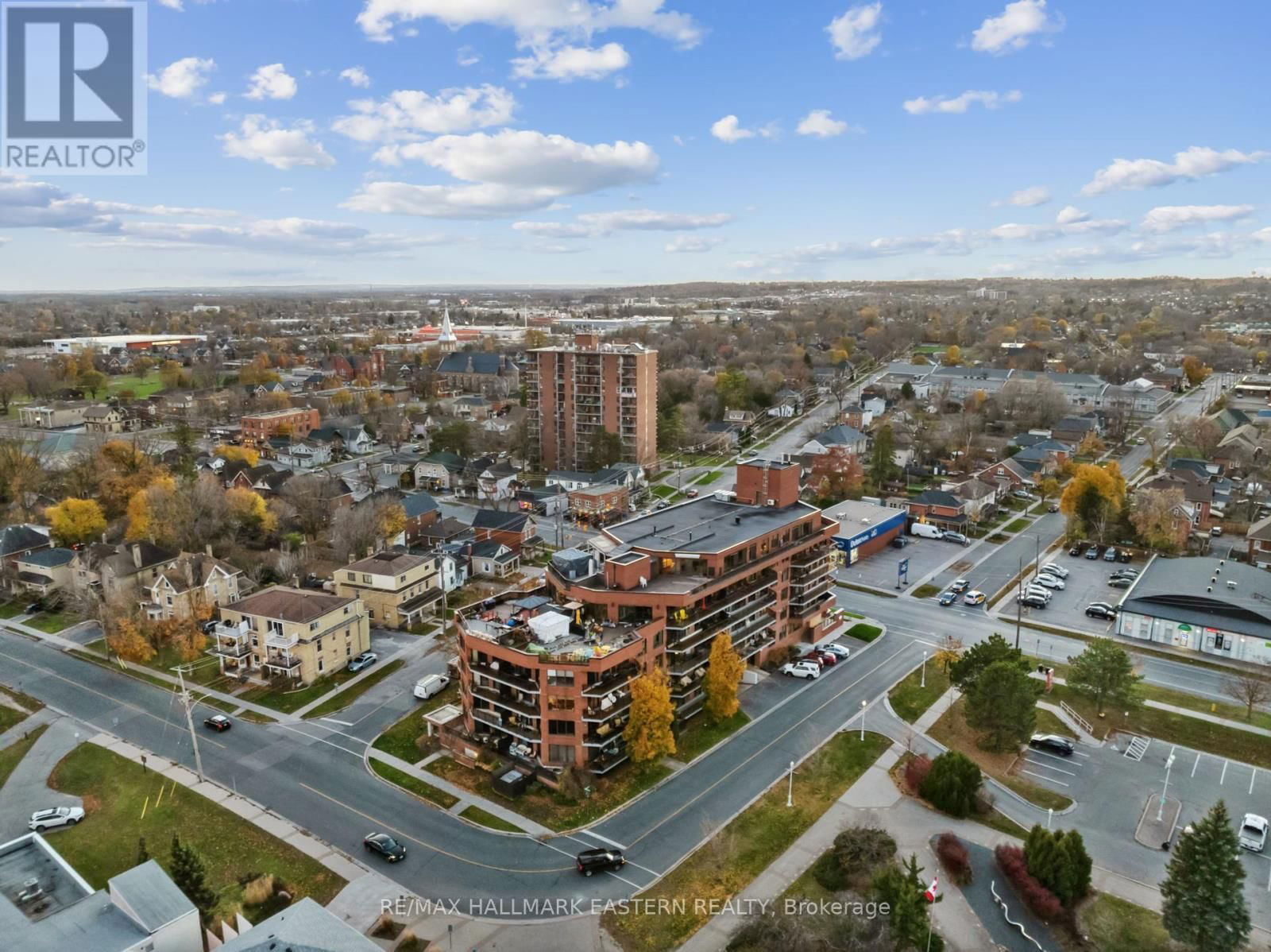 502 - 2 GEORGE STREET NORTH Image 34