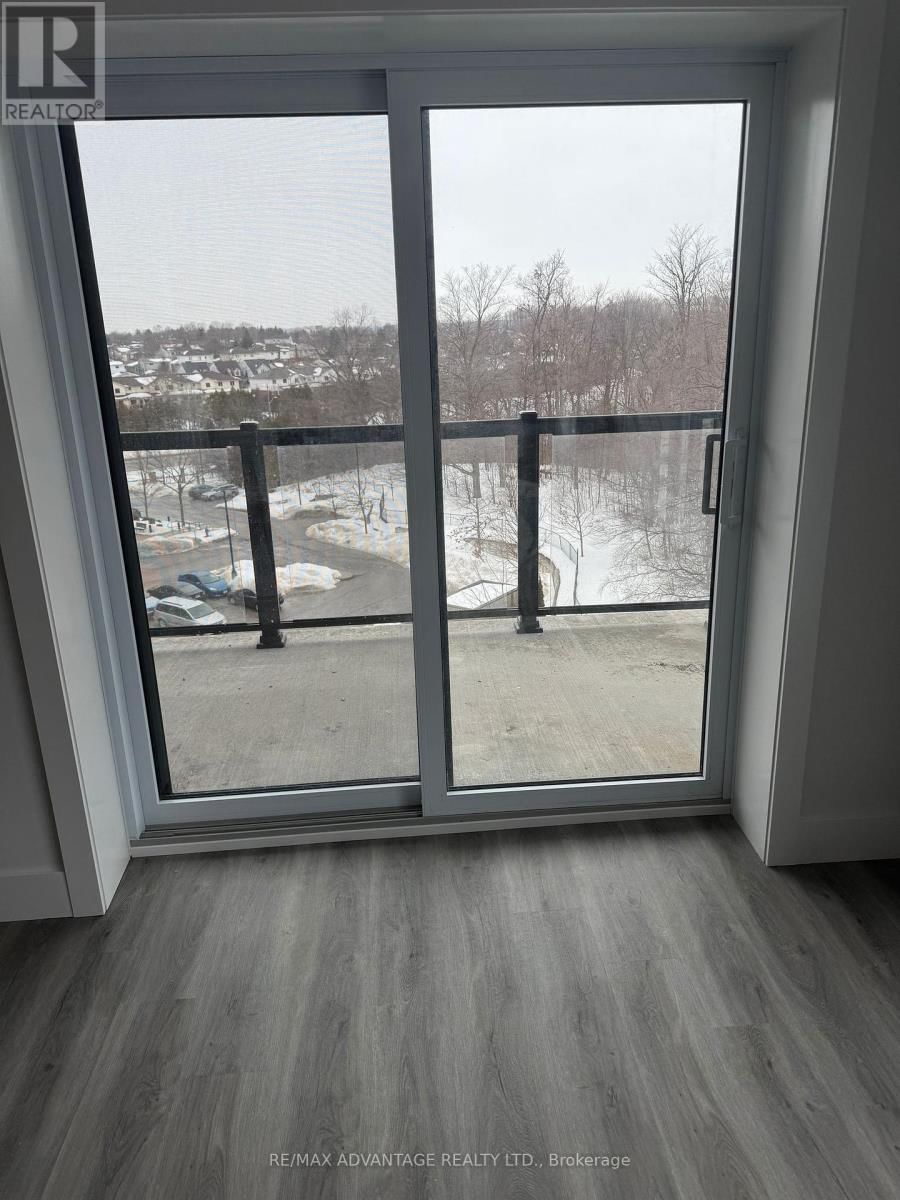 412 - 1000 LACKNER PLACE Image 3