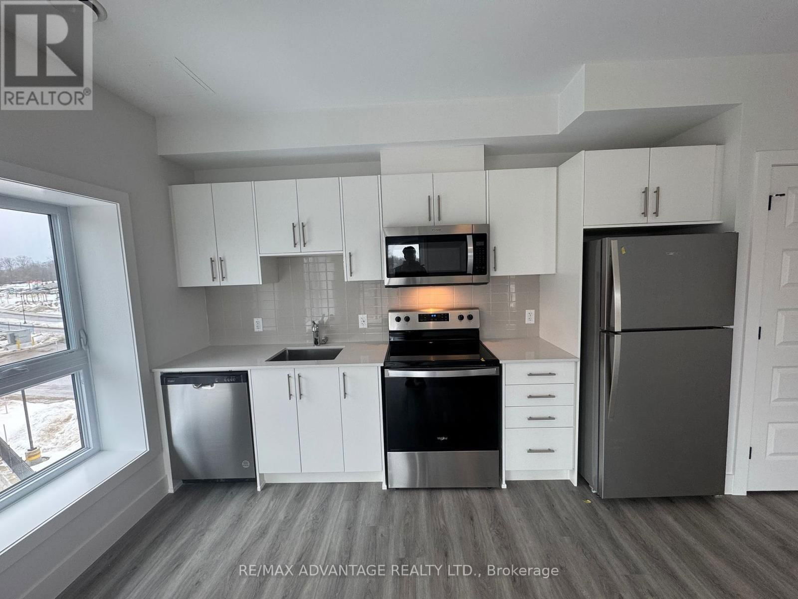 412 - 1000 LACKNER PLACE Image 6