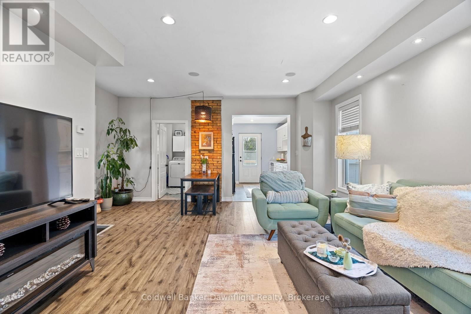 169 ANDREW STREET Image 11
