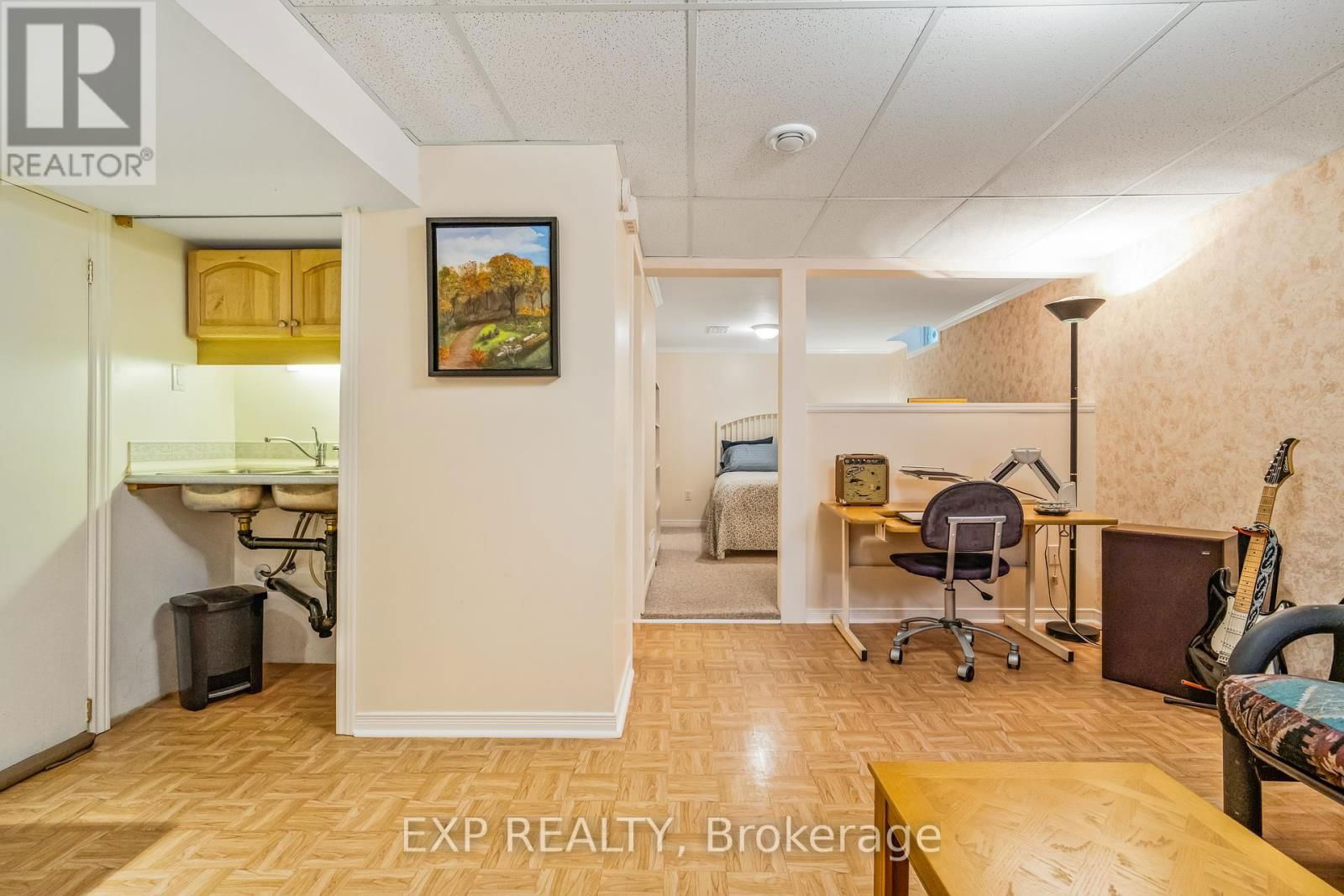 69 LONGDEN PLACE Image 36
