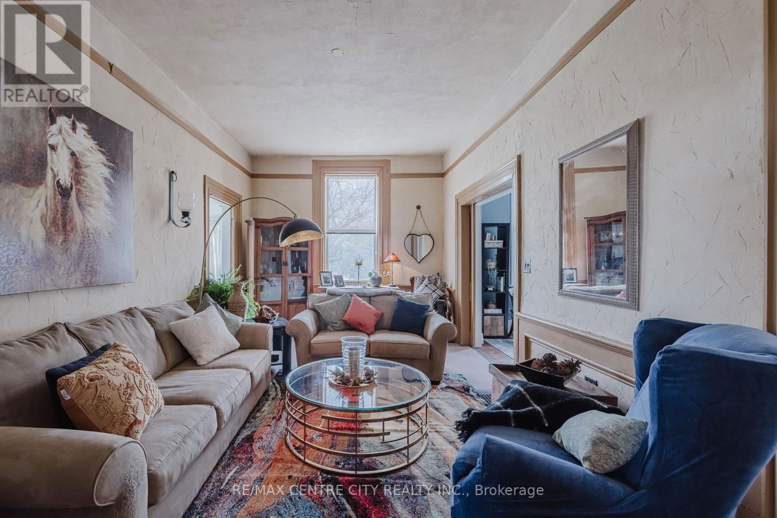 21266 THAMES ROAD Image 16