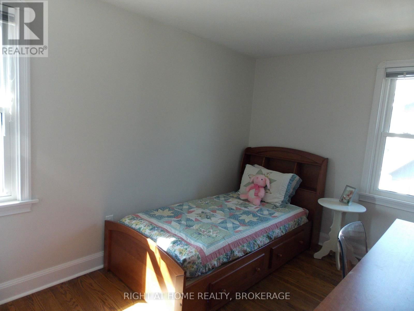 57 EDGAR STREET Image 27
