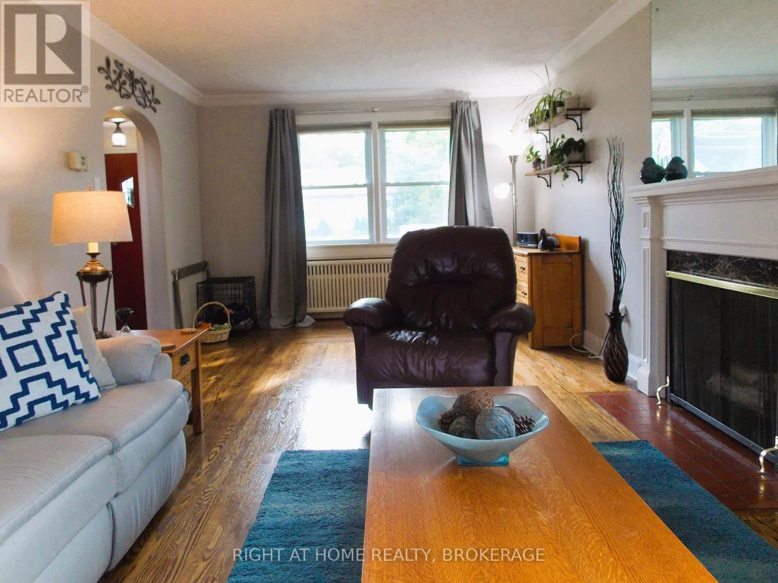 57 EDGAR STREET Image 9