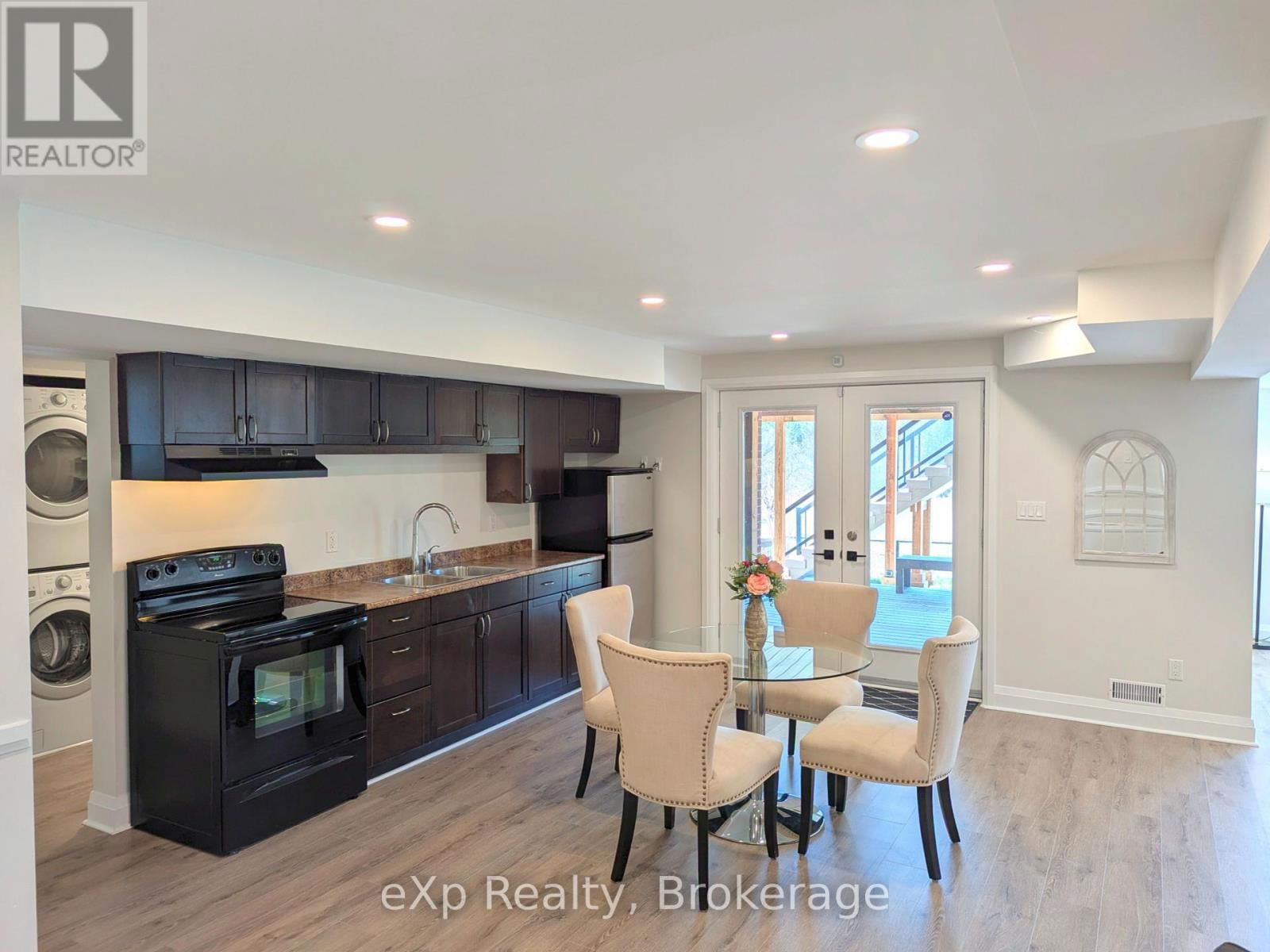 93 VAUGHAN STREET Image 29