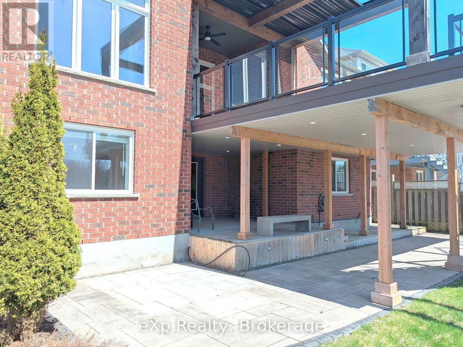 93 VAUGHAN STREET Image 43