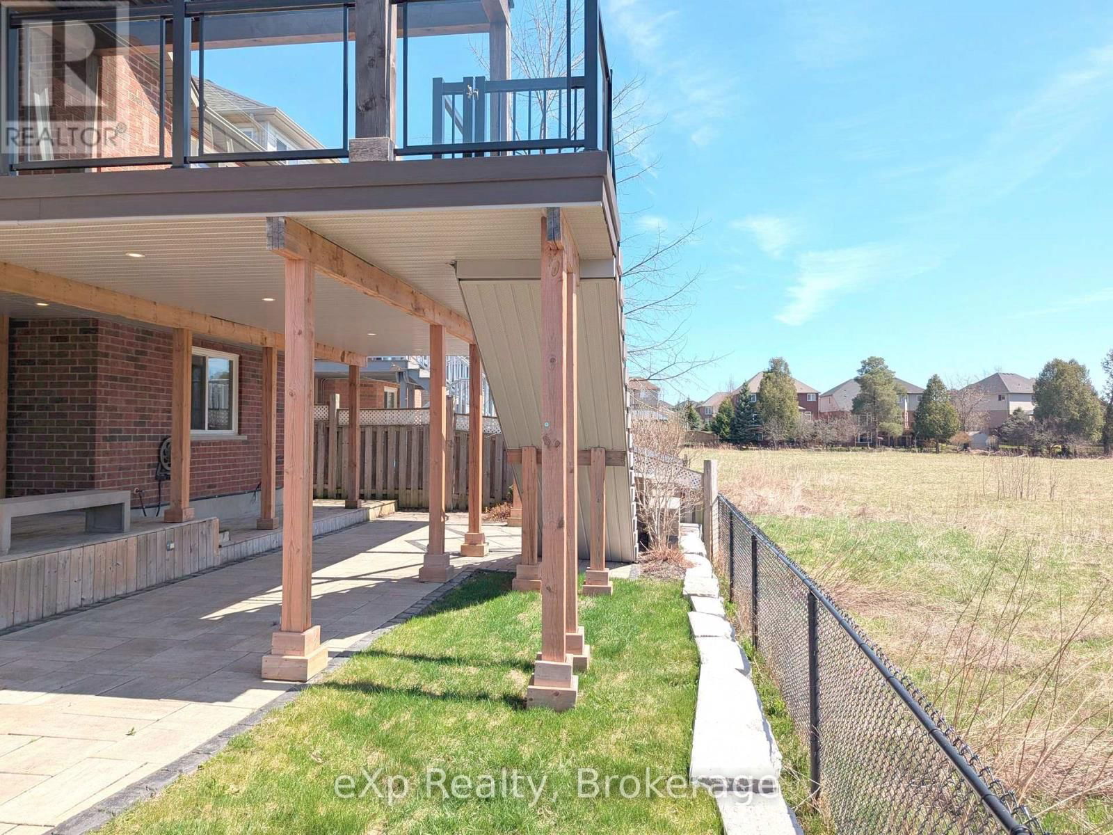 93 VAUGHAN STREET Image 44