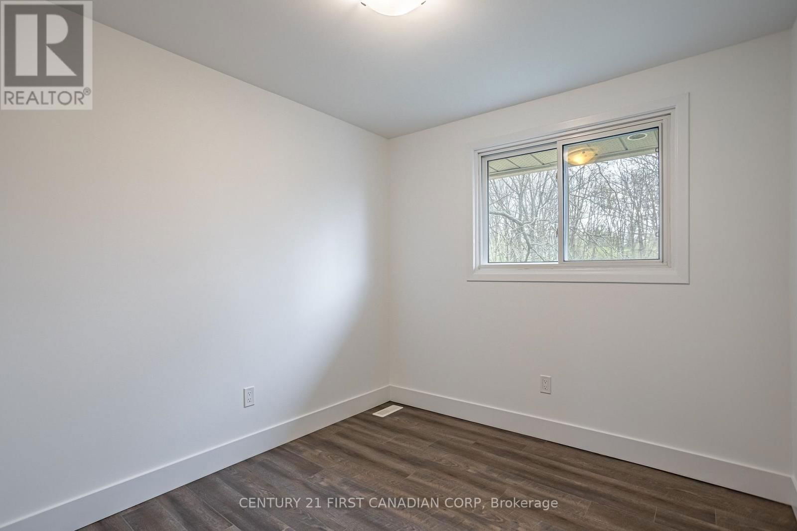 13 - 591 GRIFFITH STREET Image 24