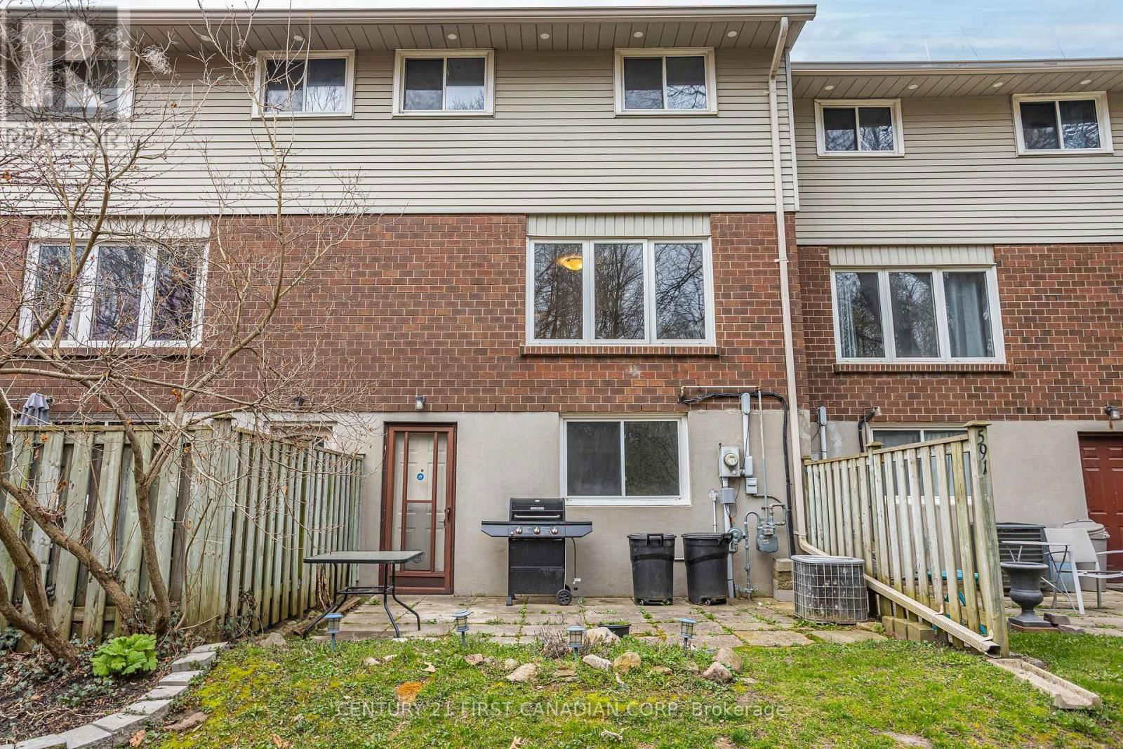 13 - 591 GRIFFITH STREET Image 33