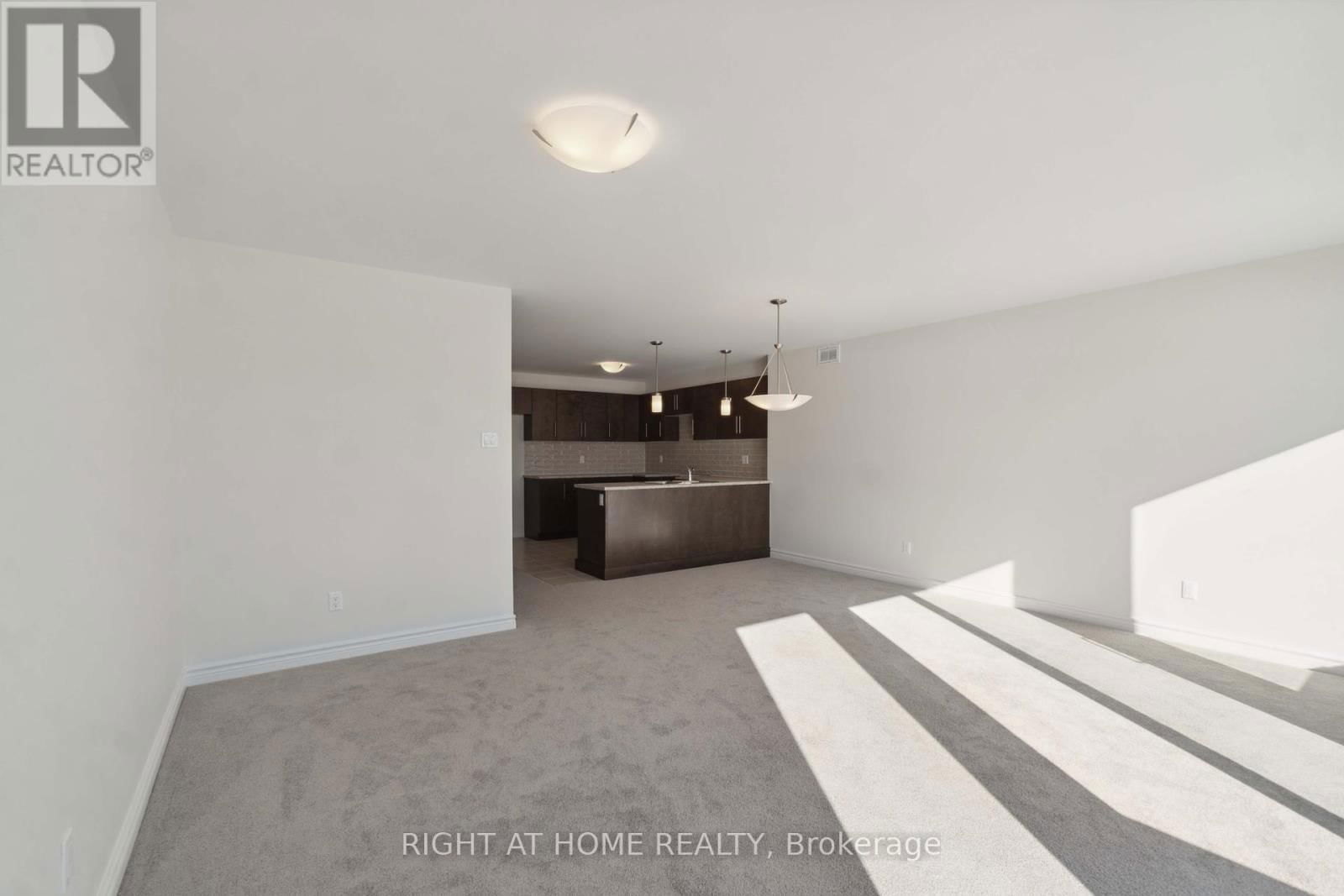 56 GRIFFITH WAY Image 19