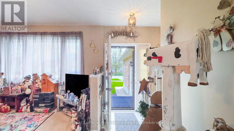 Tertiary Property View
