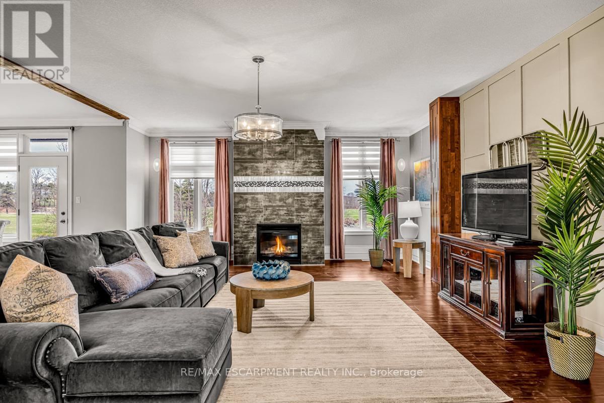 20 CHESSWOOD TRAIL Image 12