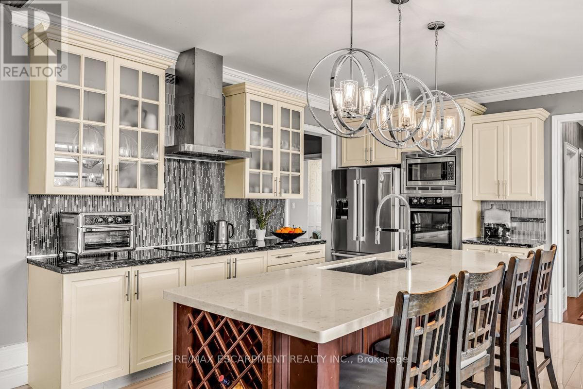 20 CHESSWOOD TRAIL Image 15