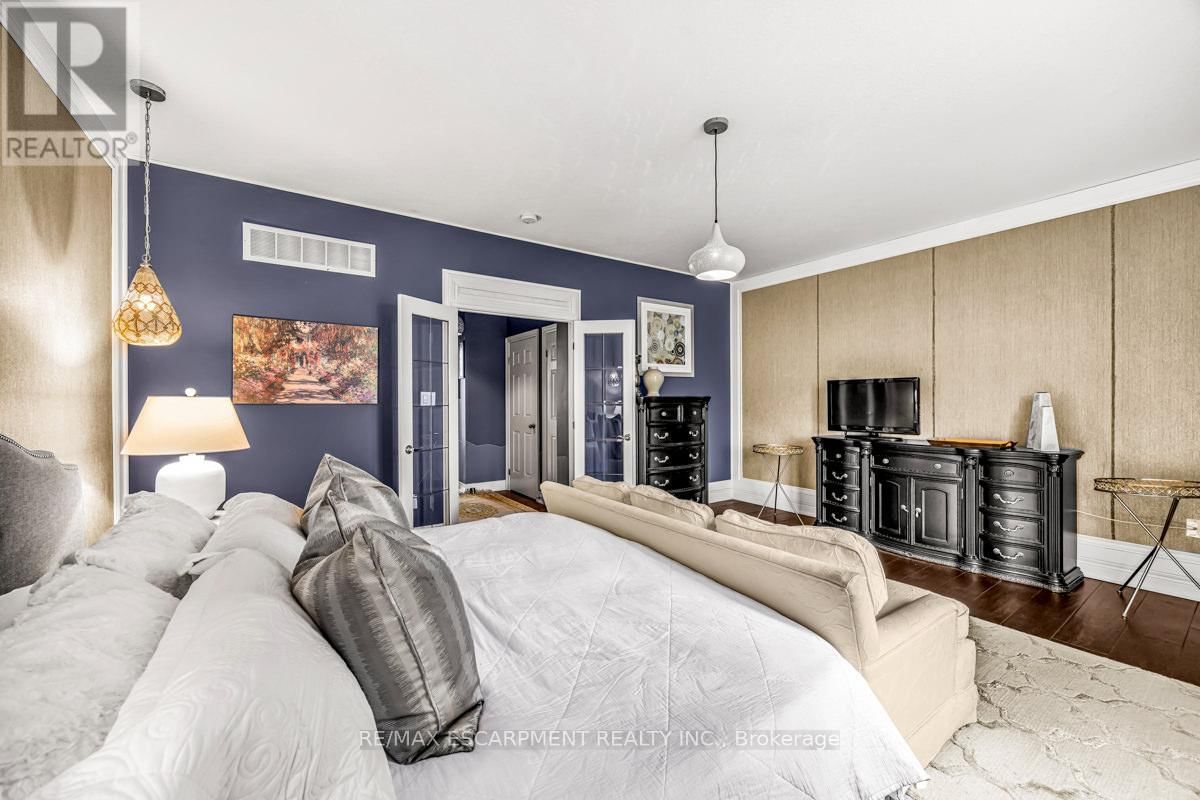 20 CHESSWOOD TRAIL Image 22