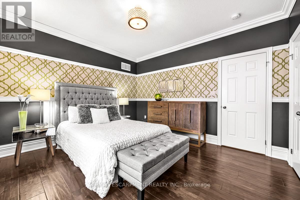 20 CHESSWOOD TRAIL Image 33