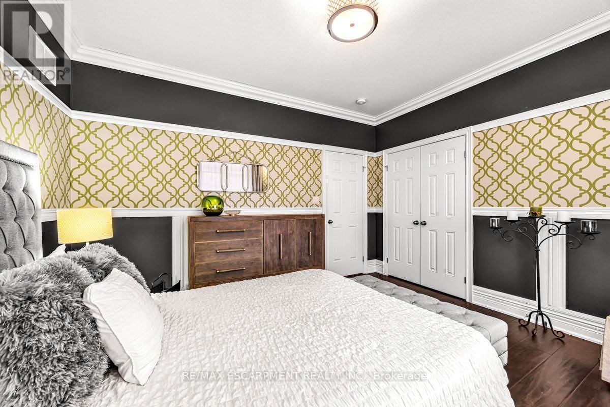 20 CHESSWOOD TRAIL Image 34