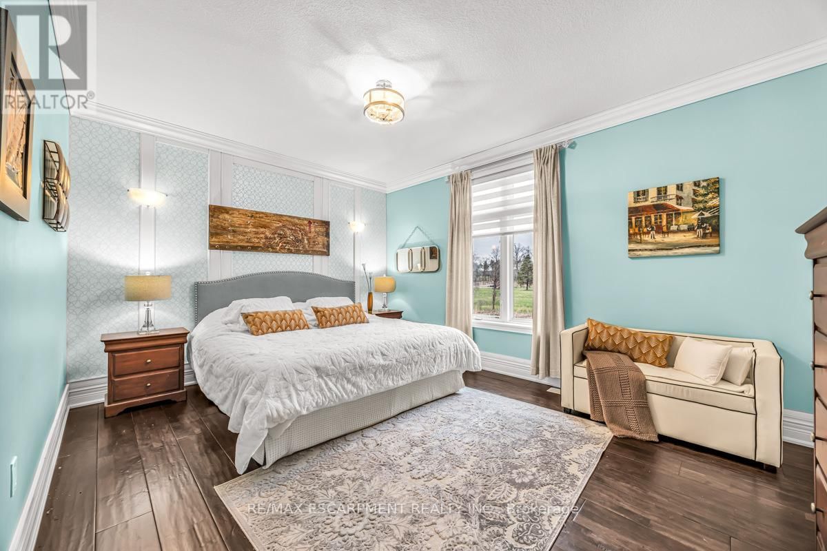 20 CHESSWOOD TRAIL Image 35