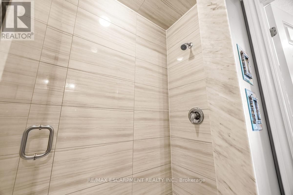 20 CHESSWOOD TRAIL Image 41