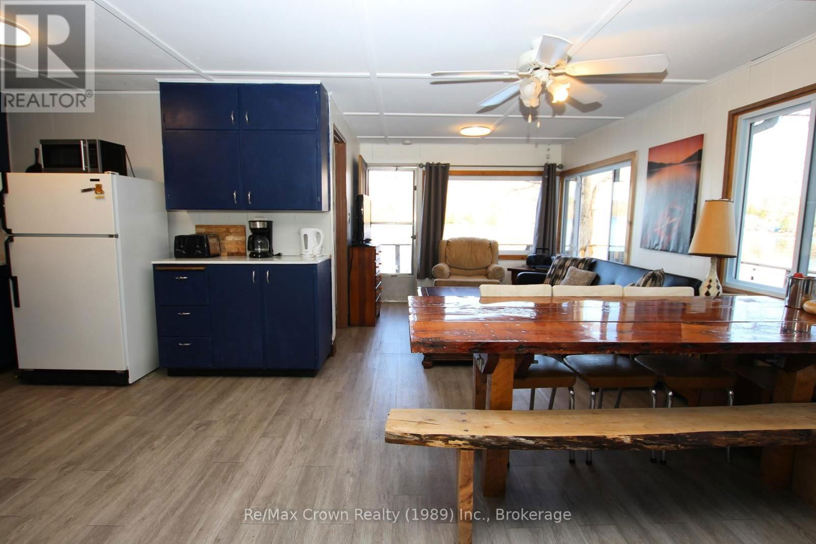 17 RIVERVIEW LANE Image 12