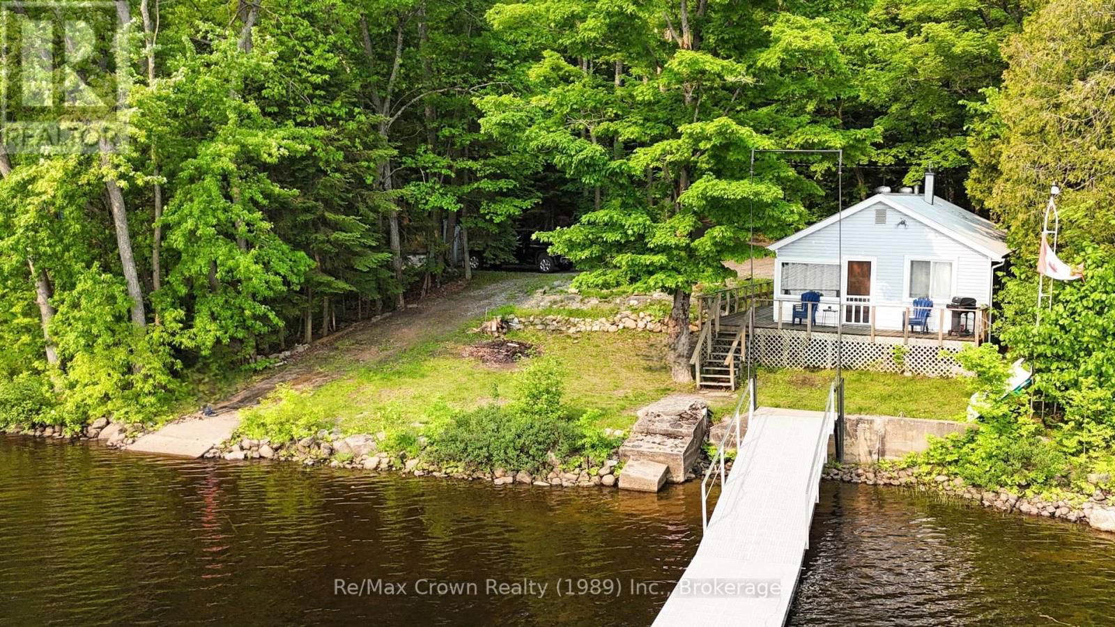 17 RIVERVIEW LANE Image 2