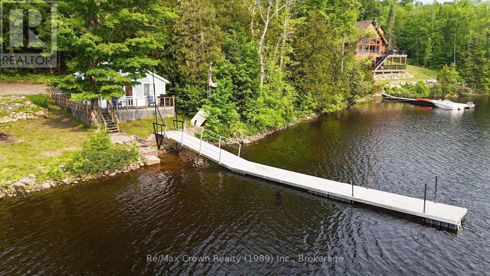 17 RIVERVIEW LANE Image 3