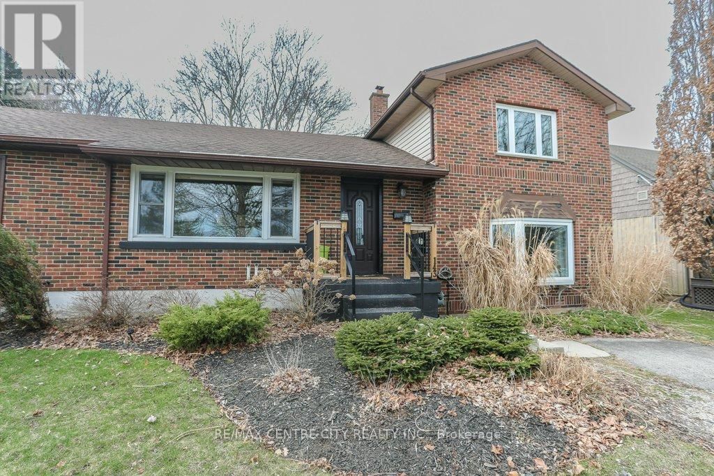 143 CENTENNIAL AVENUE Image 4
