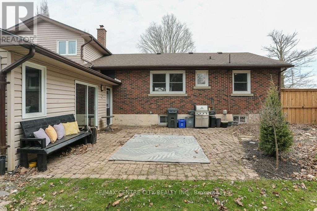 143 CENTENNIAL AVENUE Image 42