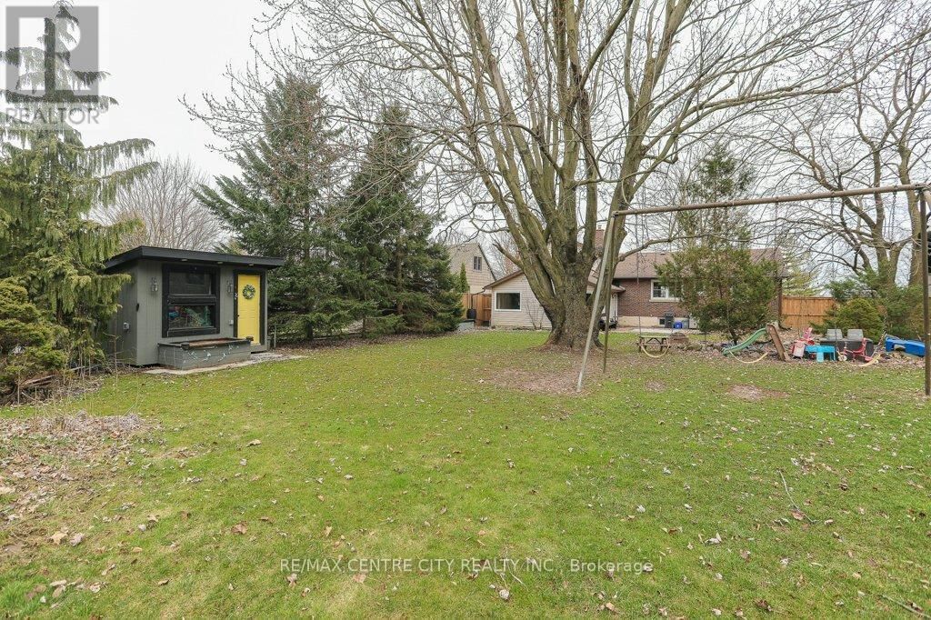 143 CENTENNIAL AVENUE Image 44