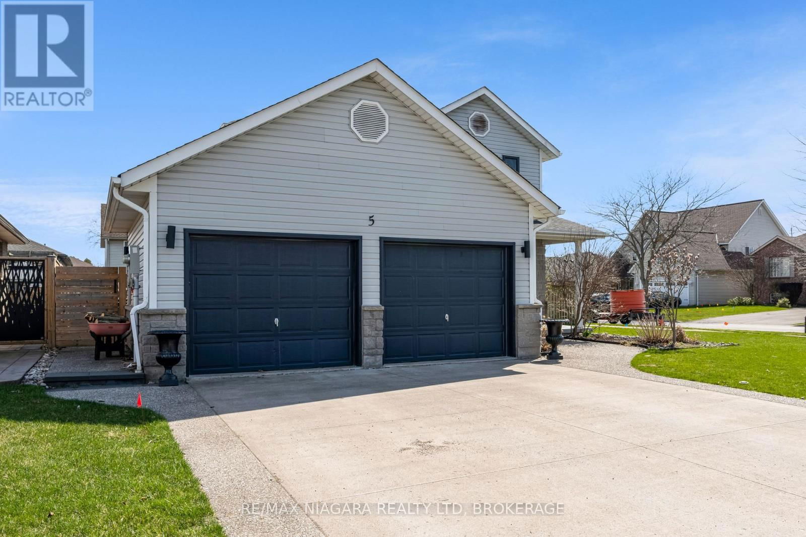5 WELLANDVALE DRIVE Image 3