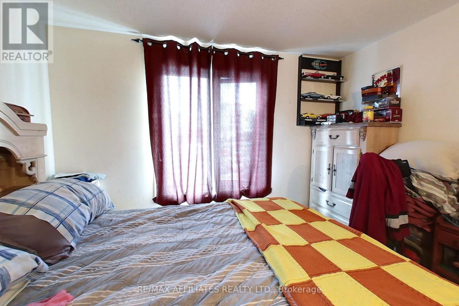 77 BRAE STREET Image 10