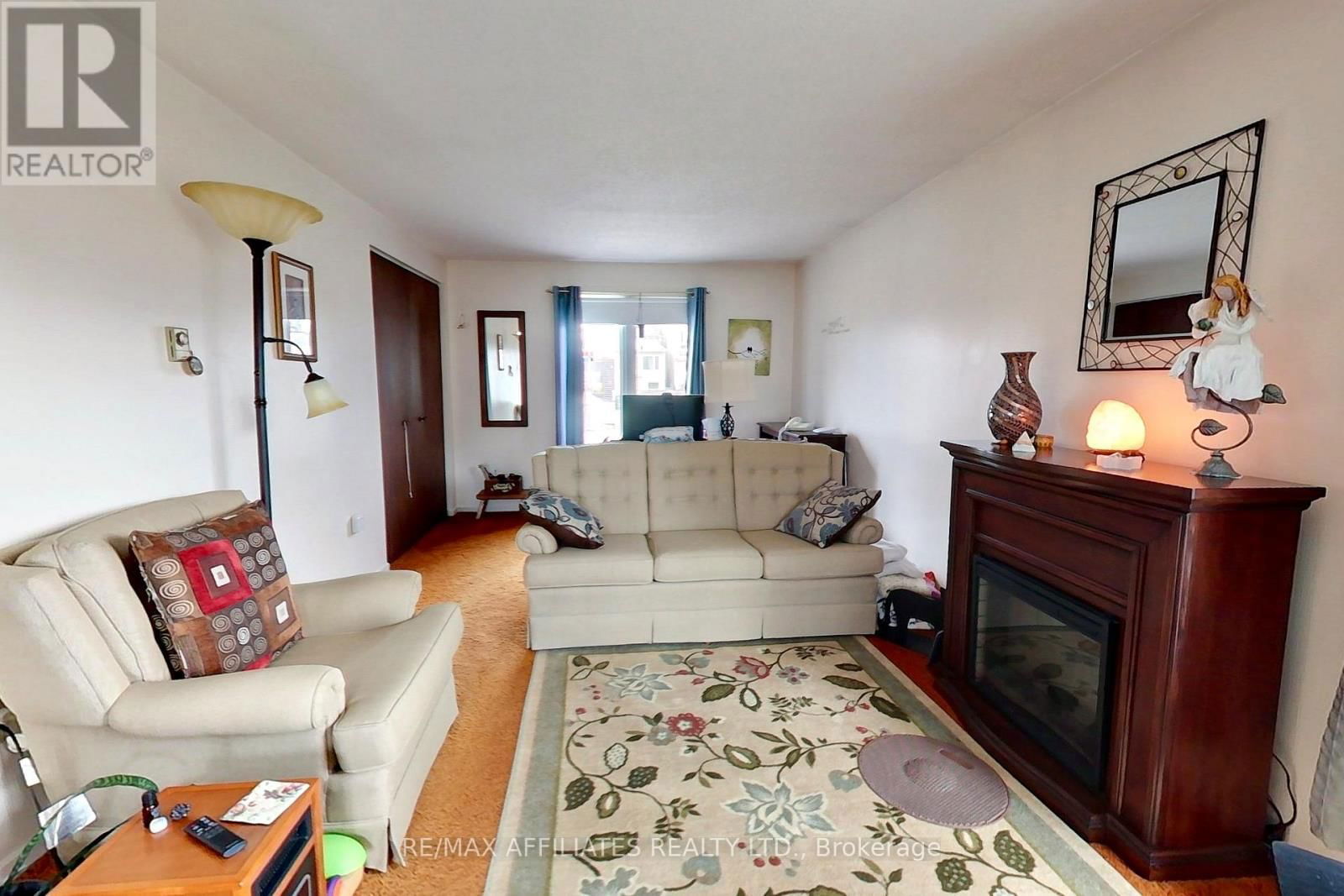 77 BRAE STREET Image 14