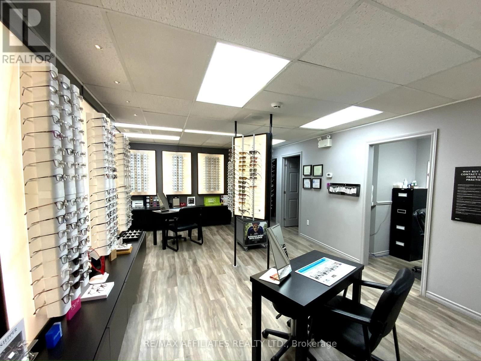 77 BRAE STREET Image 23