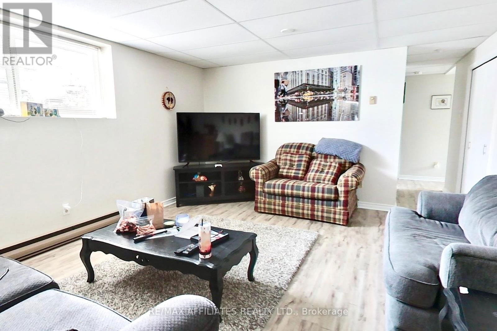 77 BRAE STREET Image 4